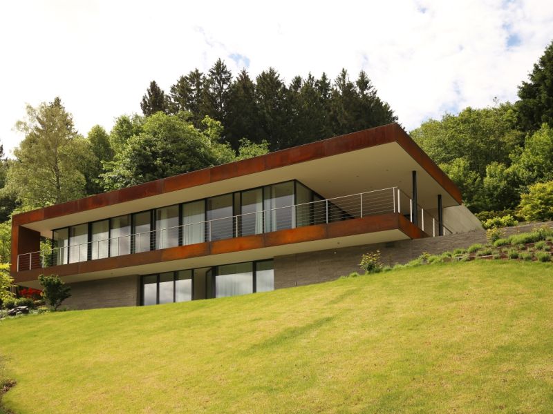 Modernes Haus mit viel Glas von Livingglas